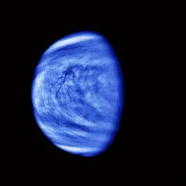 Самая яркая планета - Венера