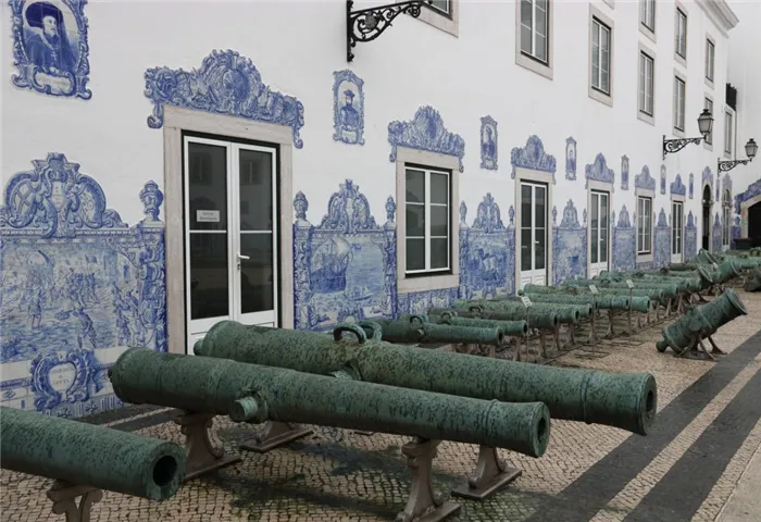 многочисленные музеи Лиссабона