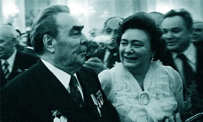Леонид Ильич Брежнев с дочерью Галиной.