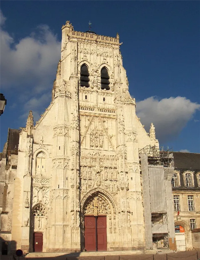 Монастырь Сен-Рикье